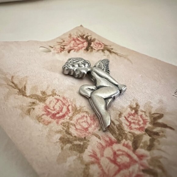 Lindsay Claire Angel Pin - Picture 2 of 7